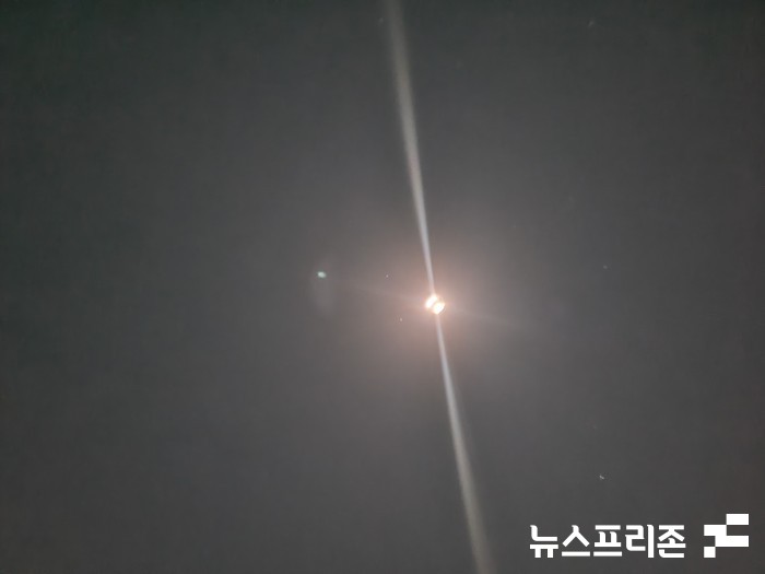보름달이 떠있는 서울하늘 모습 ⓒ뉴스프리존