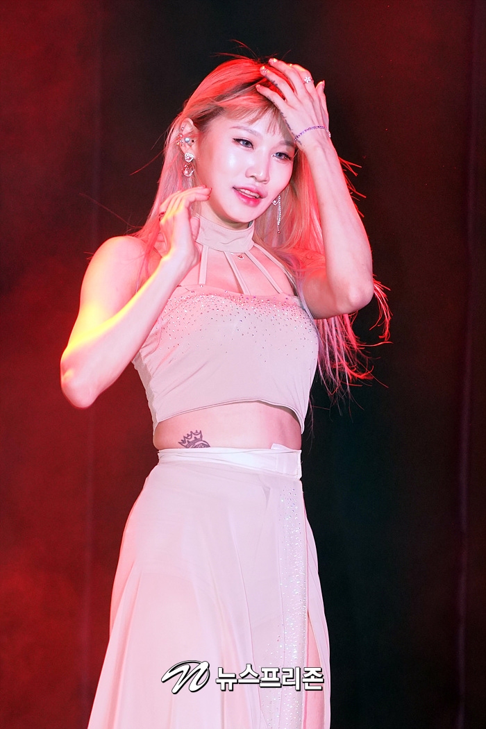 [포토] 걸크러쉬 태리, '맏언니의 여유~'