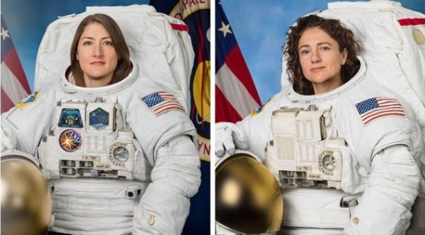 1965년 인류 첫 우주유영 후 역사상 최초 여성 우주인들만의 우주유영 성공(출처: 나사 제공)