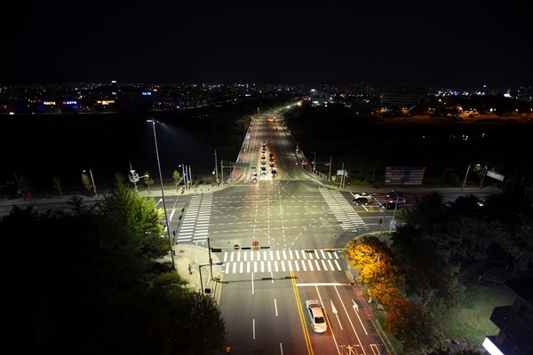 대전시, 시민 안전 생명탑 (교차로 조명타워) 본격 가동_삼천교네거리 설치후 ⓒ 대전시