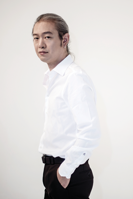 박종훈 피아니스트의 삶은 겸허한 깨달음, 그리고 계속되는 도전이다. ⓒ루비뮤직