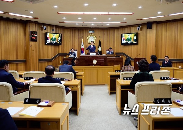 목포시의회(의장 김휴환)는 10일부터 16일까지 7일간의 진행된 제353회 임시회를 마무리했고 16일 밝혔다/ⓒ목포시의회 제공
