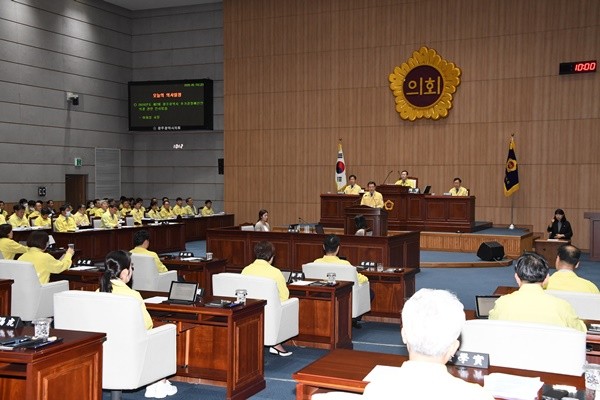 광주광역시의회는 15일 시의회 본회의장에서 제289회 임시회 제2차 본회의를 개최하고 10일간의 회기를 마무리했다./ⓒ광주시의회