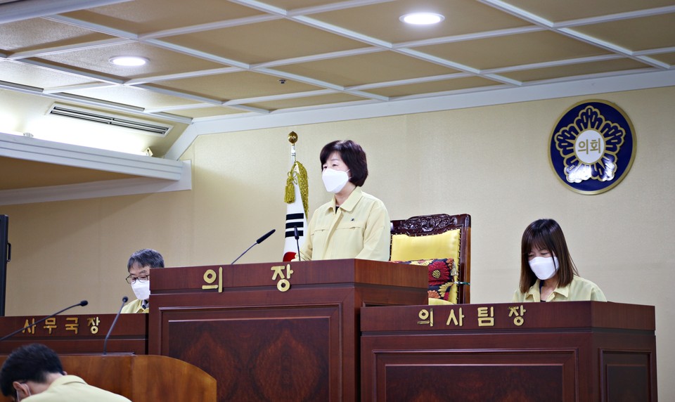 김영애 의장 개회식 선언 모습./ⓒ김형태 기자
