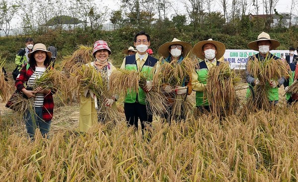 전북 고창군이 내년 농생명 지원사업에 855억원을 투입한다/ⓒ고창군
