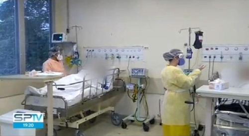 브라질 코로나19 누적 사망 20만명 육박코로나19 입원환자가 급증하면서 상파울루 시내 일부 병원의 중환자실은 이미 포화 상태에 이른 것으로 알려졌다. [브라질 뉴스포털 G1]