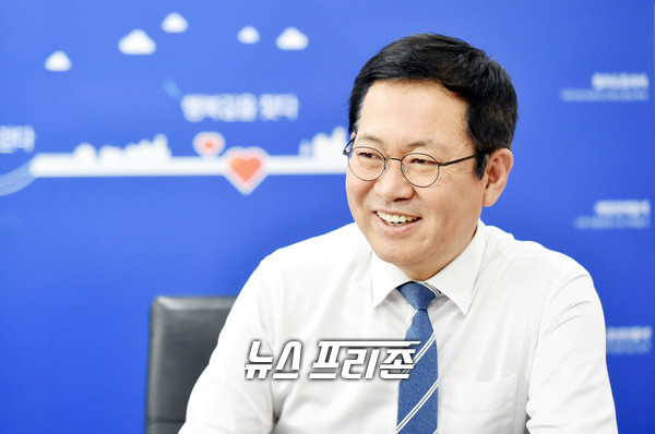 박남춘 인천시장은 문재인 대통령의 신년기자회견에 대해 긍정적으로 평가하며, 함께 동참할 뜻을 밝혔다. 재난지원금과 관련해서는 시의적절성을 강조했다. (사진제공=인천시)