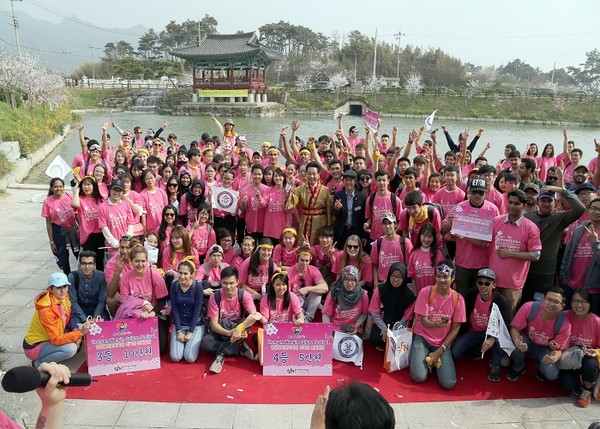 영암군, 왕인문화축제 글로벌 온라인 축제로 도약(사진=2020년 글로벌 왕인 홍보단)/ⓒ영암군청 제공
