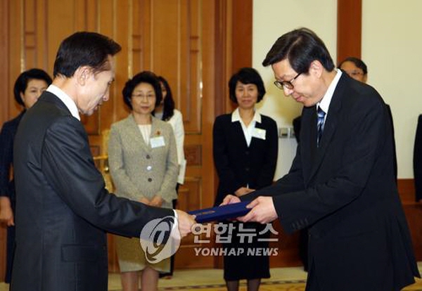 박형준 전 의원은 이명박 정권 2008년 6월 청와대 홍보기획관에 임명/ⓒ연합뉴스
