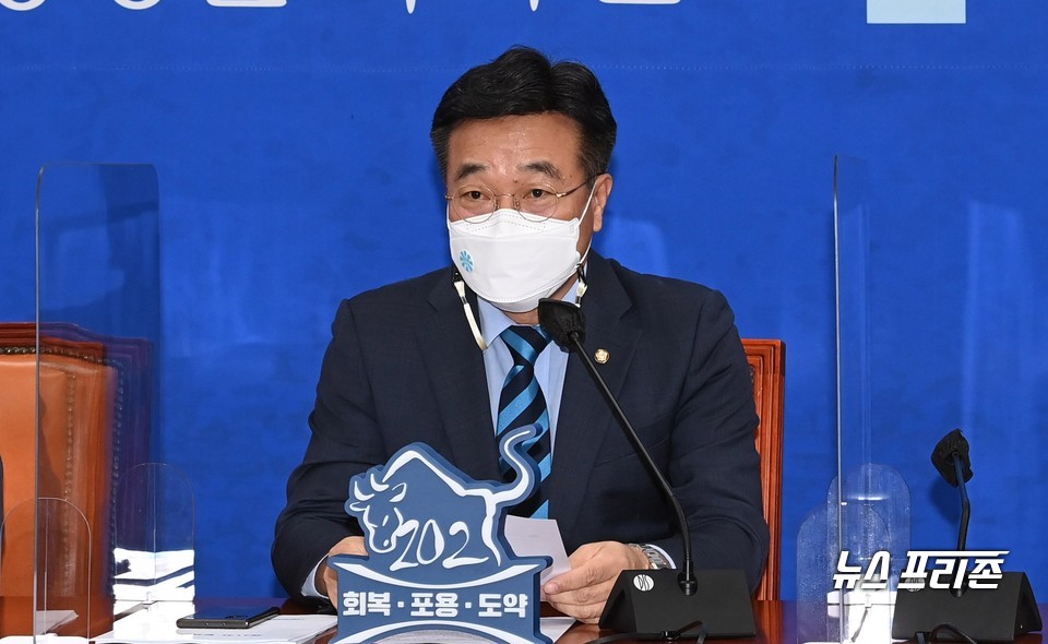 호중 더불어민주당 원내대표가 6일 오전 서울 여의도 국회에서 열린 정책조정회의에서 발언하고 있다. Ⓒ연합뉴스