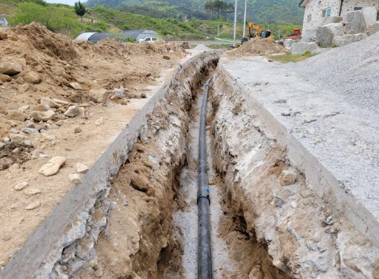 충남 홍성군 수도사업소는 주민들에게 깨끗하고 안전한 수돗물을 공급하기 위해 급수구역 확장 및 농어촌상수도 신설공사를 추진하고 있다./ⓒ홍성군청