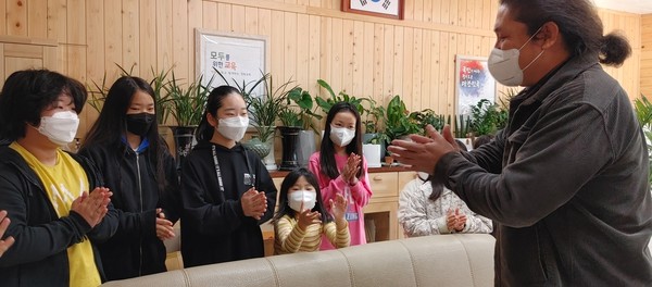 김재식 대표를 만난 아이들