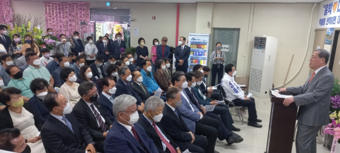 목포시 기독교인들이 잇따라 박홍률 목포시장 무소속 후보 지지에 나섰다.