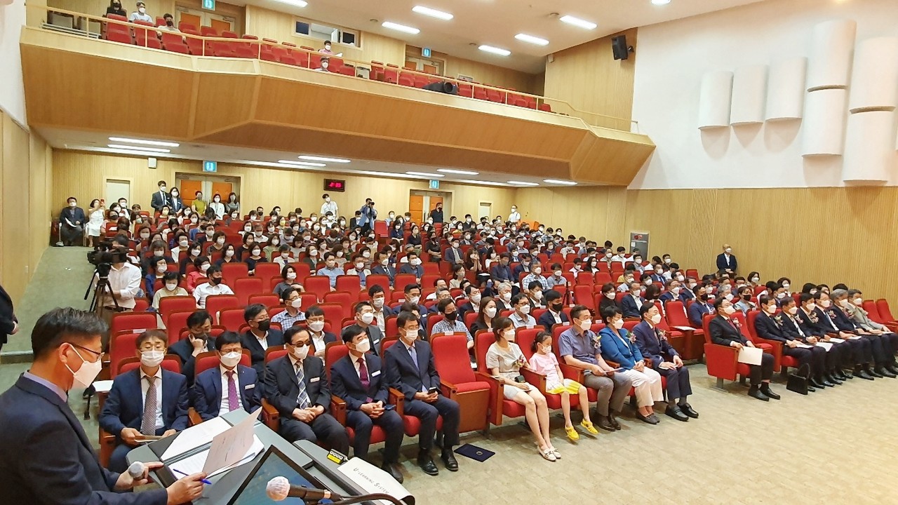 1일 오후 2시 대전시교육청 대강당에서 열린 '제11대 설동호 교육감 취임식' 모습.(사진=이현식 기자)