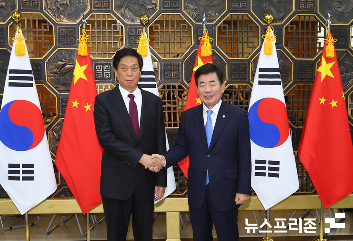 김진표 국회의장과 리잔수 중국 전인대 상무위원장