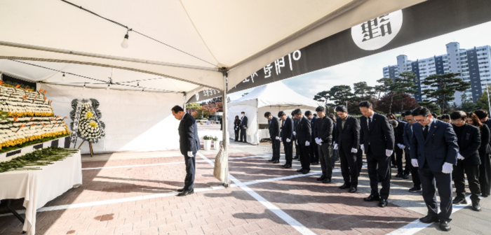 오산시가 지난 29일 서울시 용산구 이태원 사고 사망자를 추모하기 위해 합동분향소를 31일 시청 광장에 설치했다.(사진=오산시)