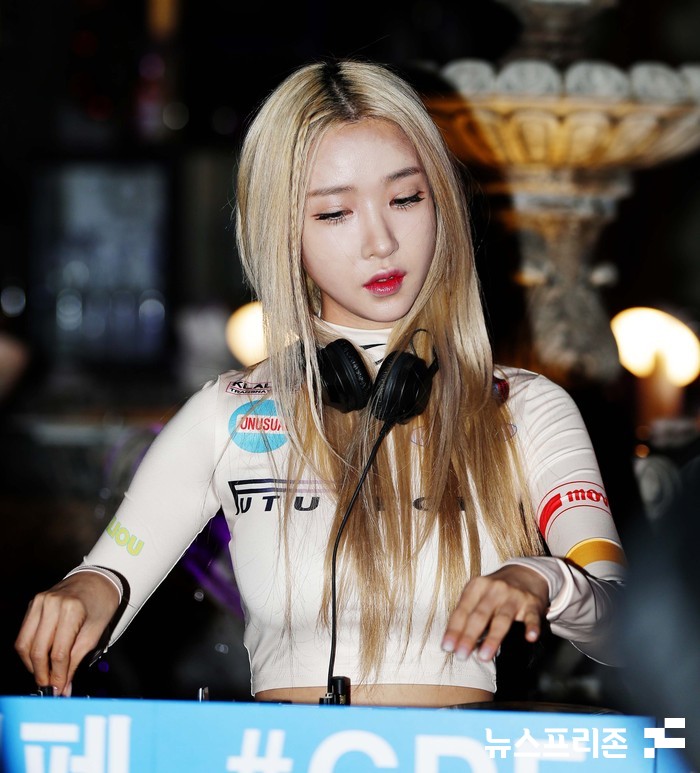 [NF포토] DJ 아리, ‘돋보이는 비주얼’(GDF 2022)