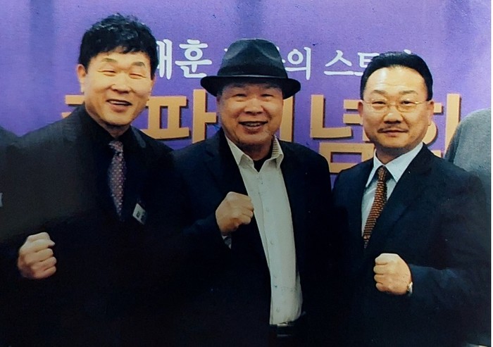 김재훈 심판장, 홍수환챔프, 정선용 사무총장(좌측부터)