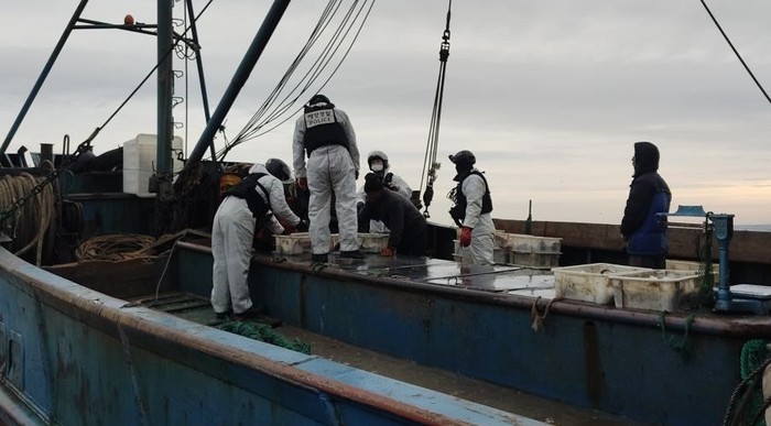 서해해경청이 우리측 해역에서 불법조업 외국어선 5척을 나포했다.(사진=서해해경청)