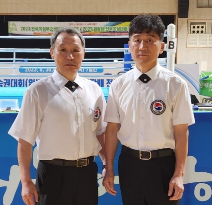 이용장 정희조 대한복싱협회 심판위원