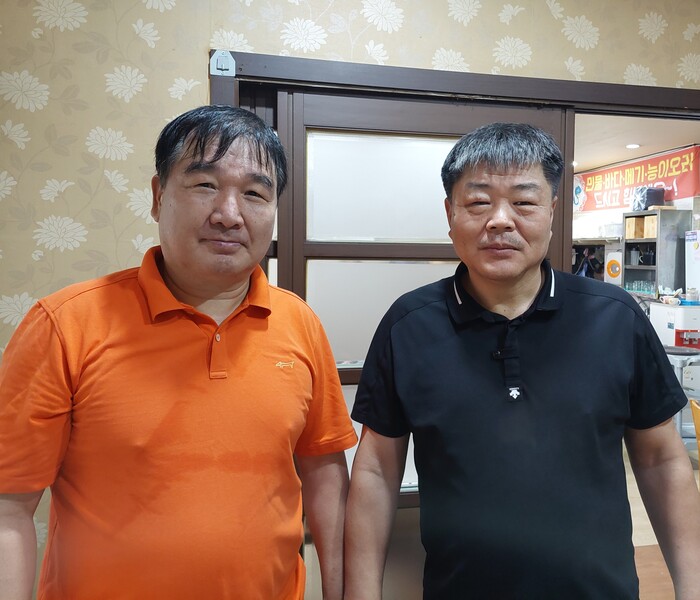 이해정 팀장과 김응희 도봉경찰서 김응희 경감(우측).