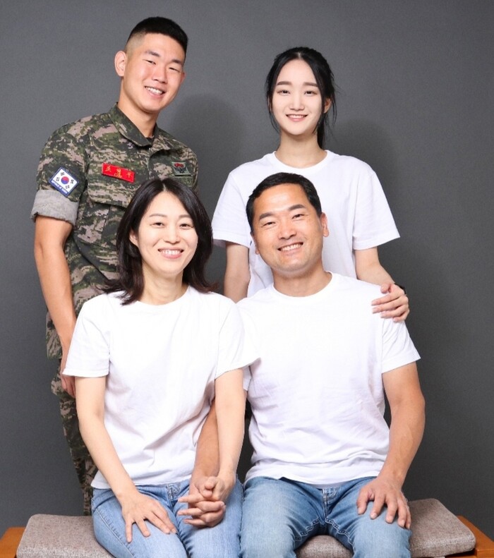 조흥전 관장(우측) 가족사진