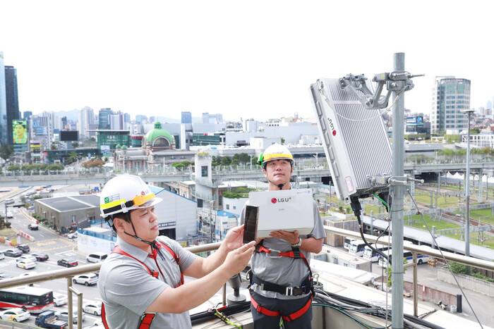 LG유플러스는 연휴를 앞두고 이동통신 통화량 및 데이터 트래픽 급증에 대비해 '연휴 특별 소통 대책'을 수립했다. (사진=LG유플러스)
