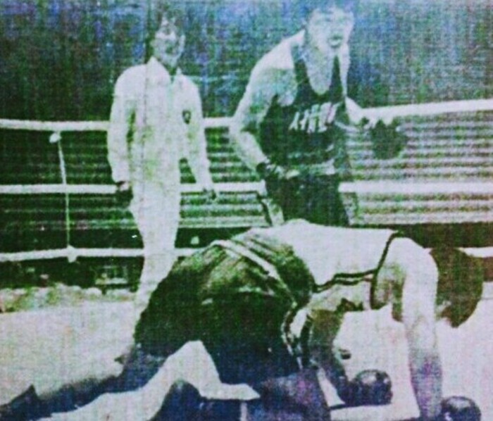 1978년 킹스컵 선발전에서 경남대 김영진을 다운시키는 서북수.