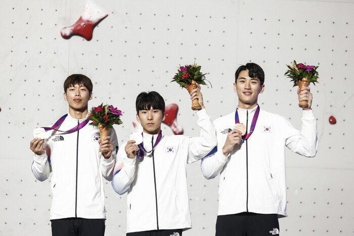 스포츠클라이밍 남자 대표팀 (사진=대한산악연맹 제공)