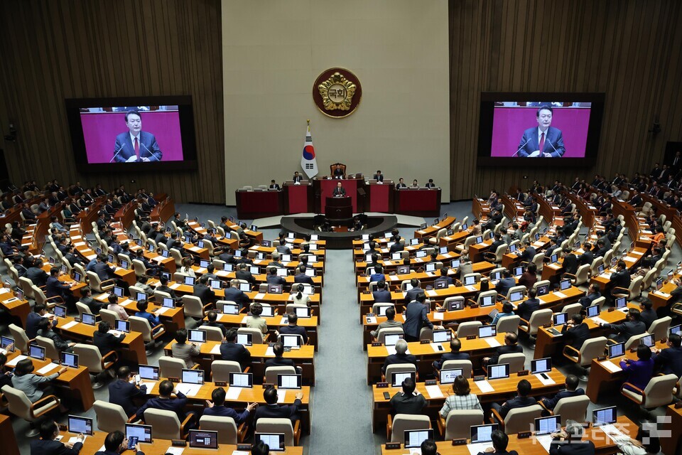 윤석열 대통령이 31일 서울 여의도 국회 본회의장에서 2024년도 예산안 시정연설을 하고 있다. (사진=연합뉴스)