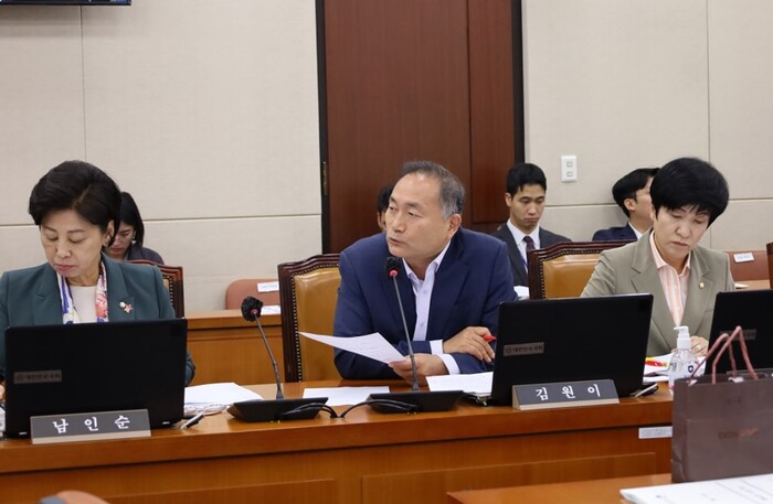 더불어민주당 김원이 의원이 '지역의사제' 법안을 대표발의했다.(사진=김원이 의원 사무실)