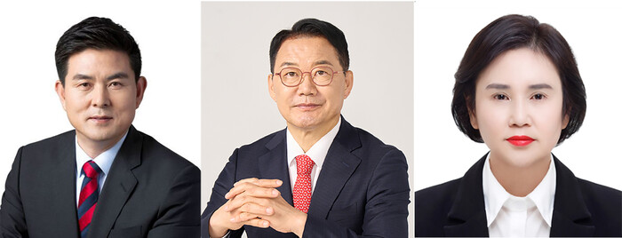 좌로부터 김태호 국회의원과 신성범 전 국회의원, 강석진 전 국회의원의 부인 신효정 여사.(사진=이태헌 기자)