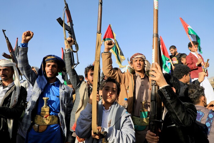 미영 연합군의 공습에 항의하는 예멘 시위대(사진=AFP, 연합뉴스) 