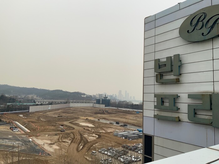 서울 서초구 반포지역의 11만평, 조합원은 2300명, 5002세대 건립 예정지