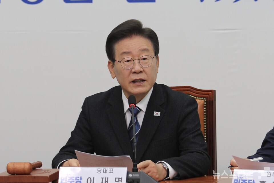 이재명 더불어민주당 대표가 15일 서울 여의도 국회에서 열린 최고위원회의에서 발언하고 있다. (사진=김정현 기자)