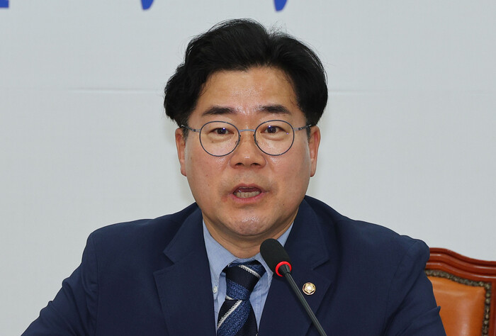 민주당 친명계 원내 대표 후보, 박찬대 의원으로 가닥