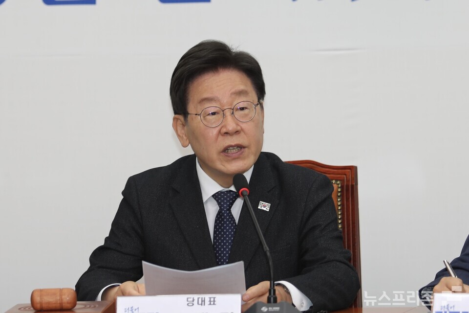 이재명 더불어민주당 대표가 26일 서울 여의도 국회에서 열린 최고위원회의에서 발언하고 있다. (사진=김정현 기자)