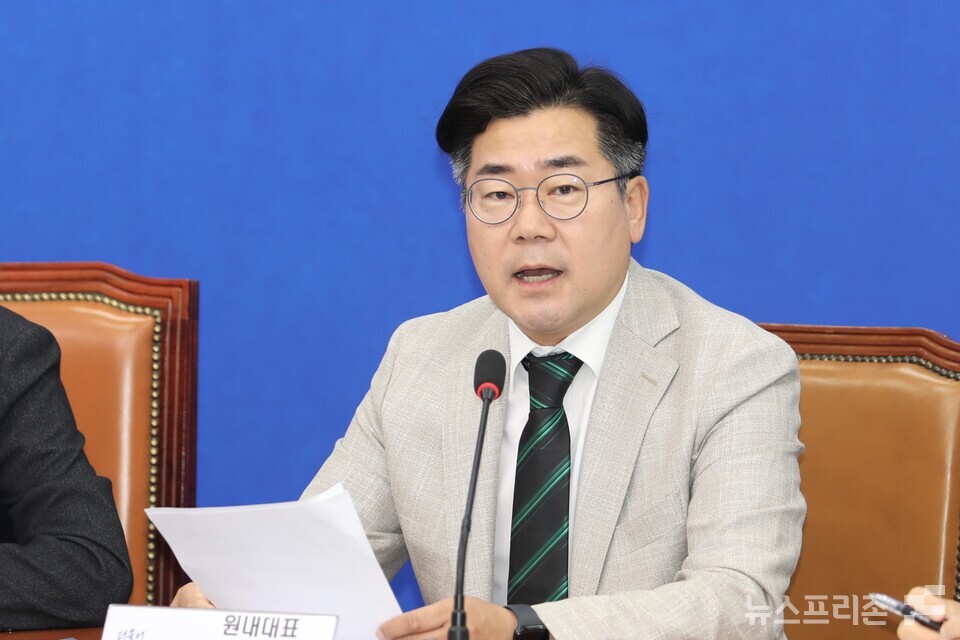 박찬대 더불어민주당 원내대표가 24일 서울 여의도 국회에서 열린 최고위원회의에서 발언하고 있다. (사진=김정현 기자)