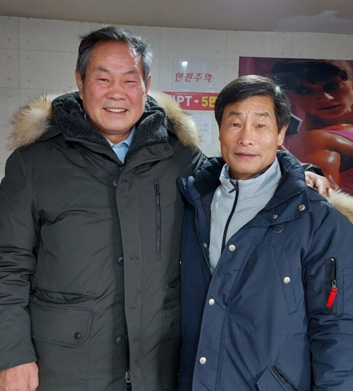 김남수 사범과 김종원 관장(우측).