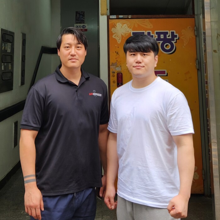 SM13관 이창욱 관장과 12관 이계현관장 (우측)