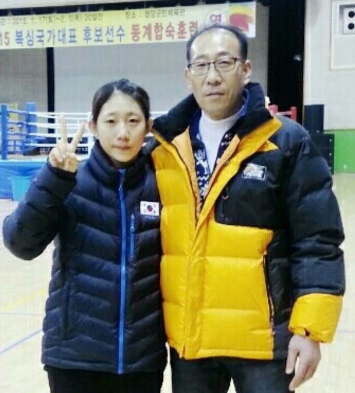 국가대표 상비군 이솔희양과 이철승 위원장(우측)