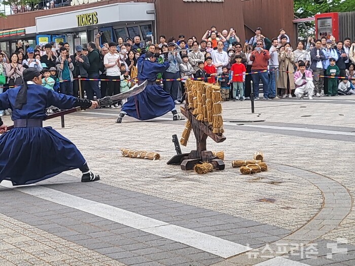 서울시 안국동 행사모습 ⓒ뉴스프리존