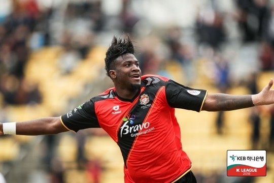 K리그 MVP와 득점왕을 차지한 브라질 출신 전 경남 FC 말컹(사진=한국프로축구연맹)