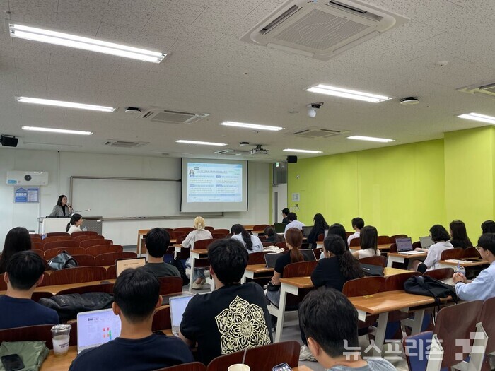 2024년 9월 6일 중앙대학교에서 포스코플로우와 함께 오리엔테이션 수업을 진행하는 모습                                                                                                                      [포스코그룹 제공] 