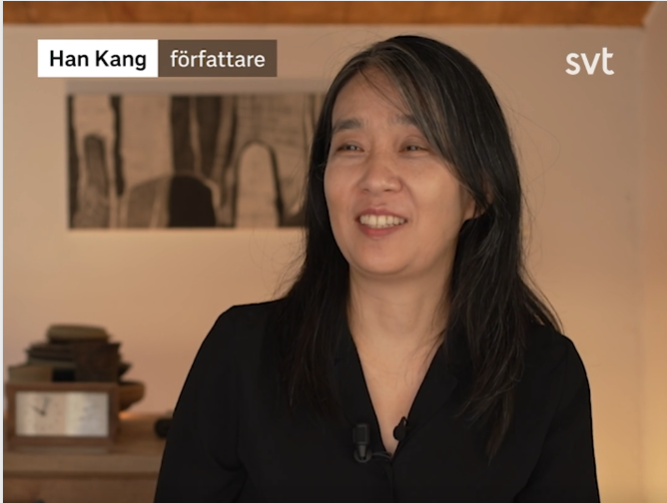 스웨덴 공영 SVT 방송과 인터뷰하는 한강 작가.(사진=SVT영상 캡처)