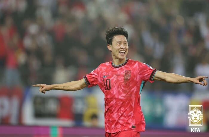 쐐기골을 터뜨린 이재성(사진제공=대한축구협회)