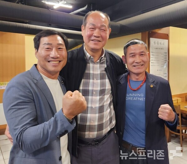 국가대표 3인방 최기수 채성배 홍성식(우측)