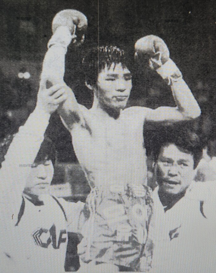 세계챔피언 김봉준을 배출한 조민관장(우측).