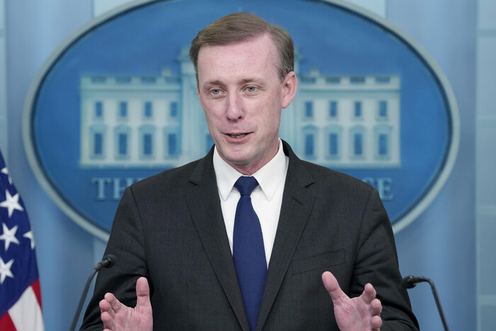 제이크 설리반 미 국가안보보좌관이 13일(현지시각) 워싱턴 백악관에서 열린 회견에서 AI칩 수출규제 조치에 대해 설명하고 있다. (사진=AP, 연합뉴스) 