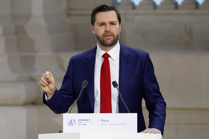 11일 AI 액션 서밋 본회의에서 연설하는 JD 밴스 미국 부통령(사진=EPA, 연합뉴스)